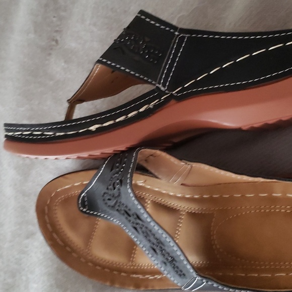 Sandals - Picture 3 of 3